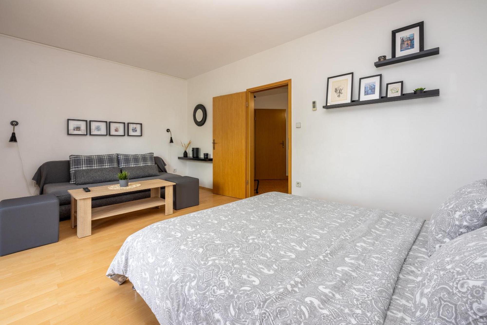 Apartments Claudia Криквеница Екстериор снимка