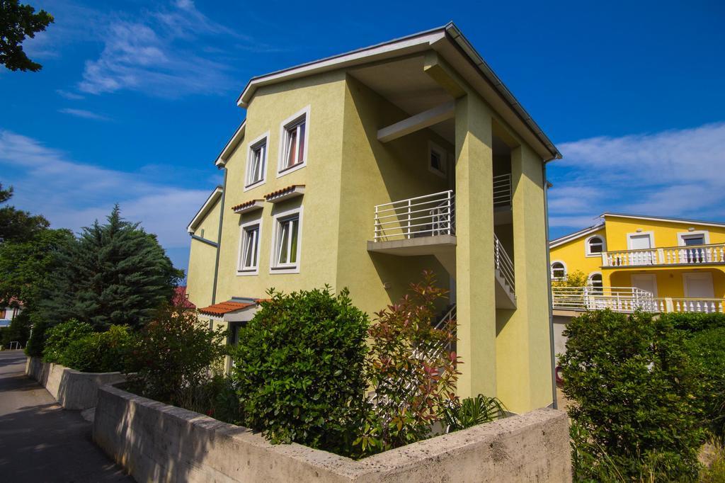 Apartments Claudia Криквеница Екстериор снимка